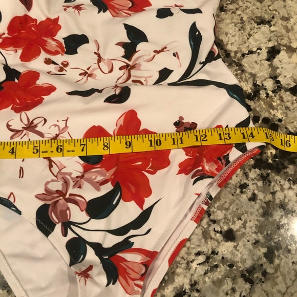 Cupshe Floral Ladder Back Swim Suit S White Red - Picture 11 of 13